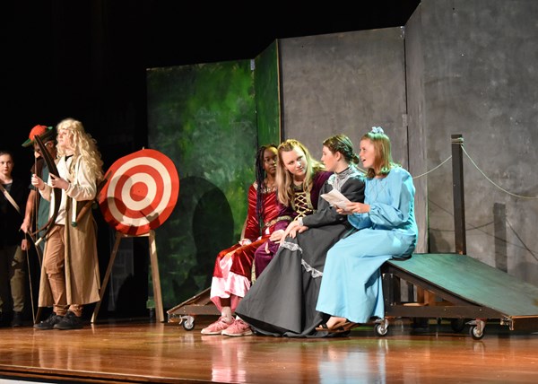 Drama Production: Robin Hood Images 19